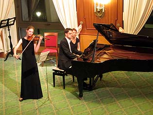 Participants concert at the 'Schlossbergklinik' in Oberstaufen